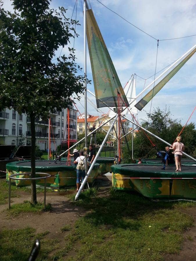 Ostseewind - In Der Strandstrasse-Fuehrt Zur Seebruecke Kuehlungsborn Exterior foto